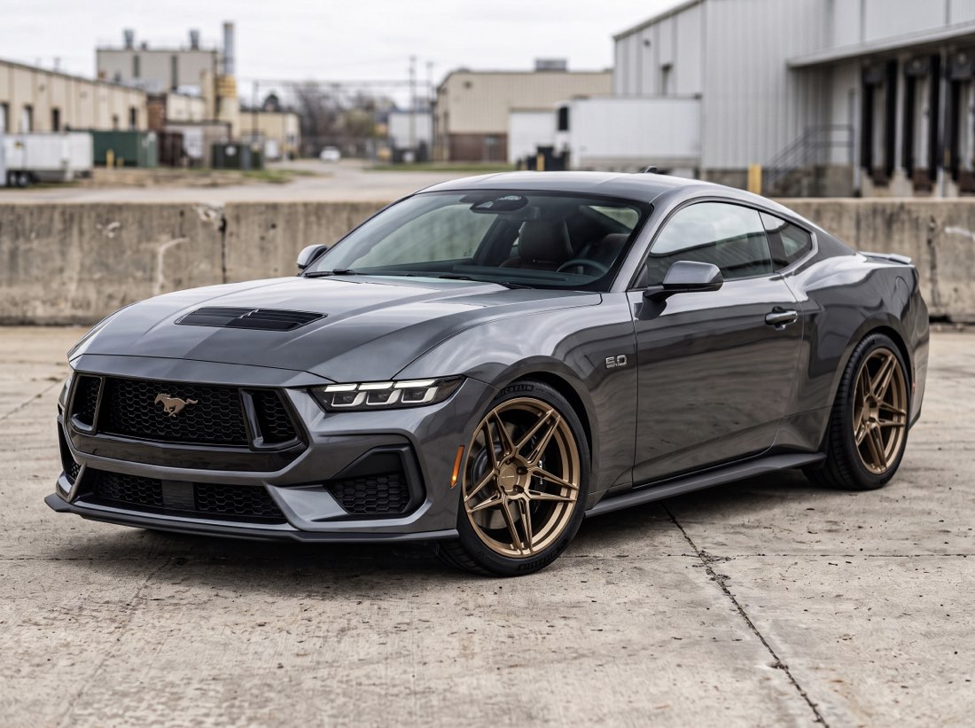 Ford Mustang GT 2026 build